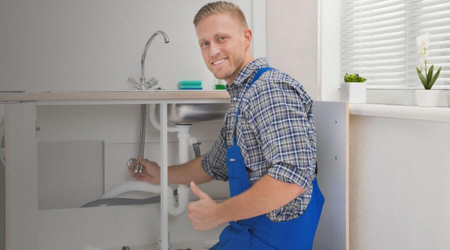 Nighttime Plumber in Cee Vee, TX